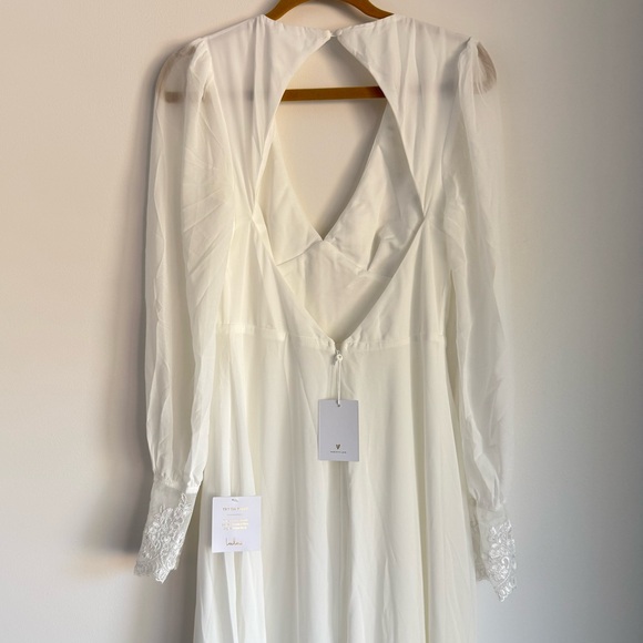 NWT Lulus Angelic Adoration White Backless Maxi Dress Size Medium - Picture 8 of 9